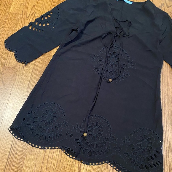 Swimsuit cover up - Picture 5 of 7